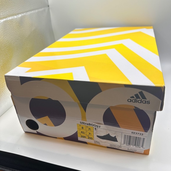 Adidas UltraBOOST Running Shoes - Men's US 8 - Includes original box - Picture 8 of 9